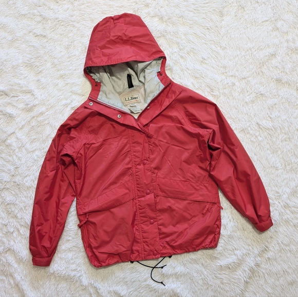 L.L. Bean Jackets & Blazers - 90s Vintage L.L. Bean Stowaway Rainwear Gore-Tex Red Rain Jacket Small
